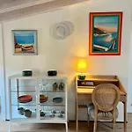 L'approdo Dei Poeti / The Poets' Haven