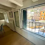 Apartament L'approdo Dei Poeti / The Poets' Haven *