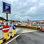 L'approdo Dei Poeti / The Poets' Haven Apartament *