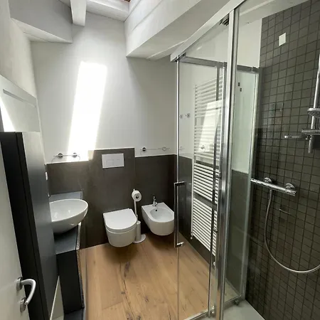 Apartamento L'approdo Dei Poeti / The Poets' Haven