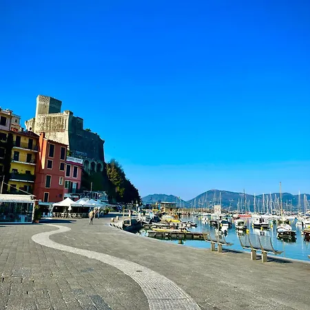L'approdo Dei Poeti / The Poets' Haven Apartamento Lerici