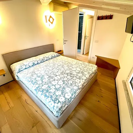 Apartamento L'approdo Dei Poeti / The Poets' Haven Lerici